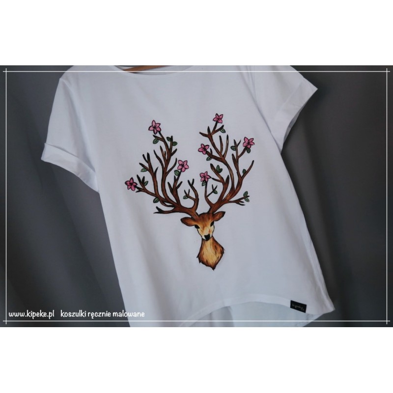 koszulka z jeleniem